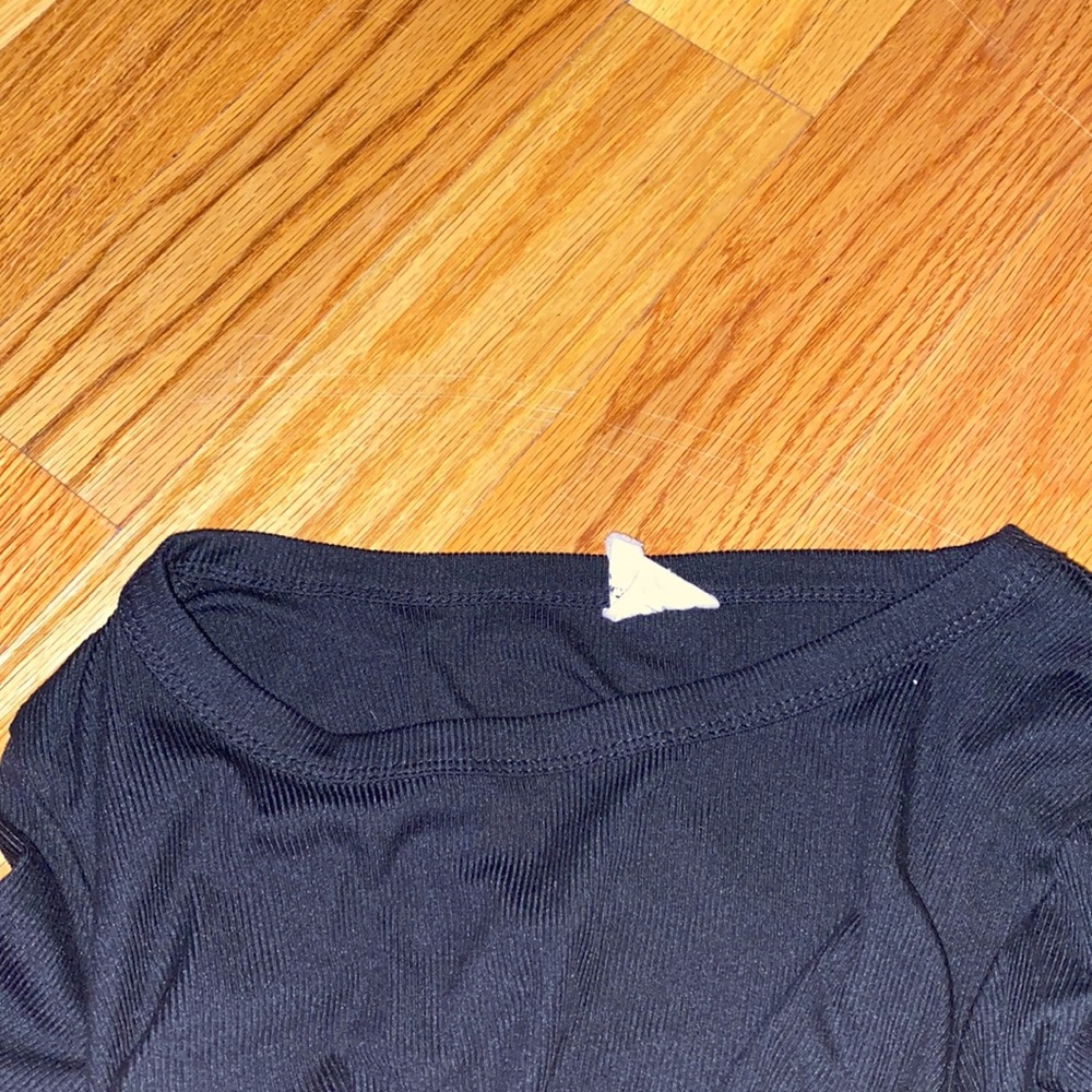 Black Ruched Top - Picture 5 of 6
